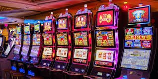 Live Baccarat Dealer မြန်မာ Online Casino Table